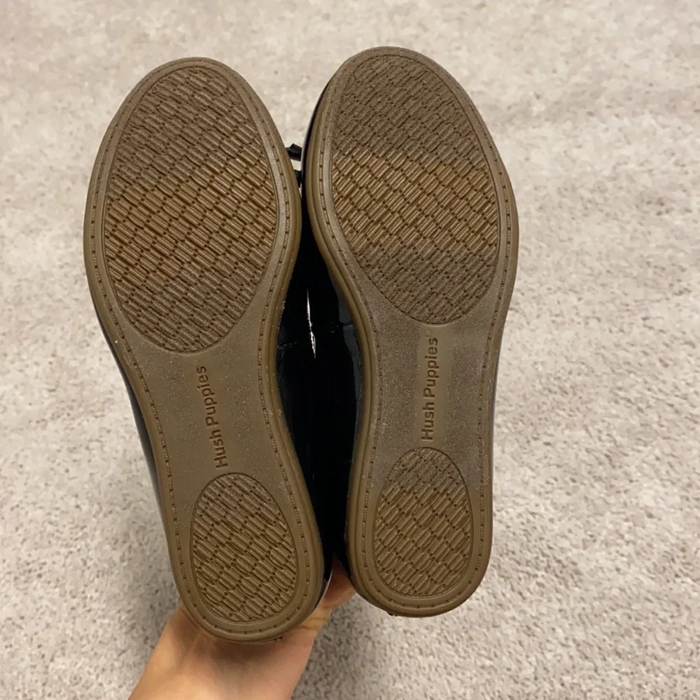 New - Hush Puppies patent flats